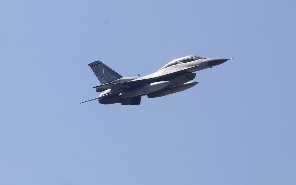 θεσσαλονίκη-διελεύσεις-μαχητικών-τη-562100944