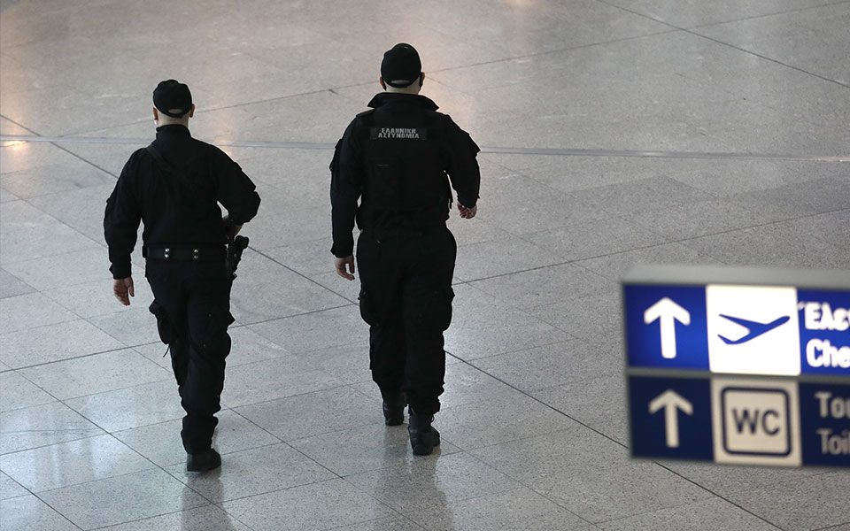 θεσσαλονίκη-στο-aυτόφωρο-ο-επιβάτης-πο-562073947