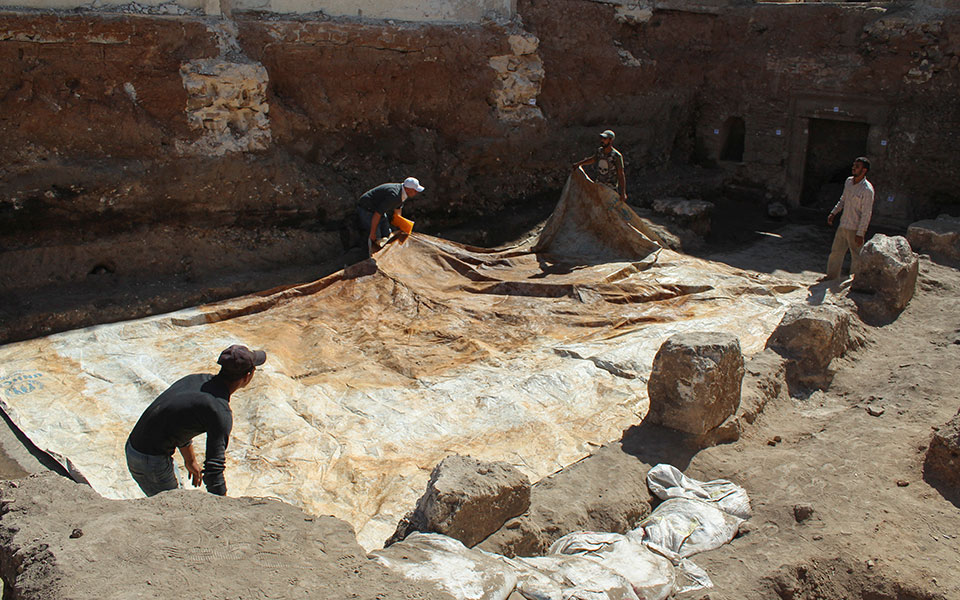 Συρία: Βρέθηκε σπάνιο ψηφιδωτό ρωμαϊκής εποχής με ονόματα Ελλήνων βασιλέων (εικόνες)-1