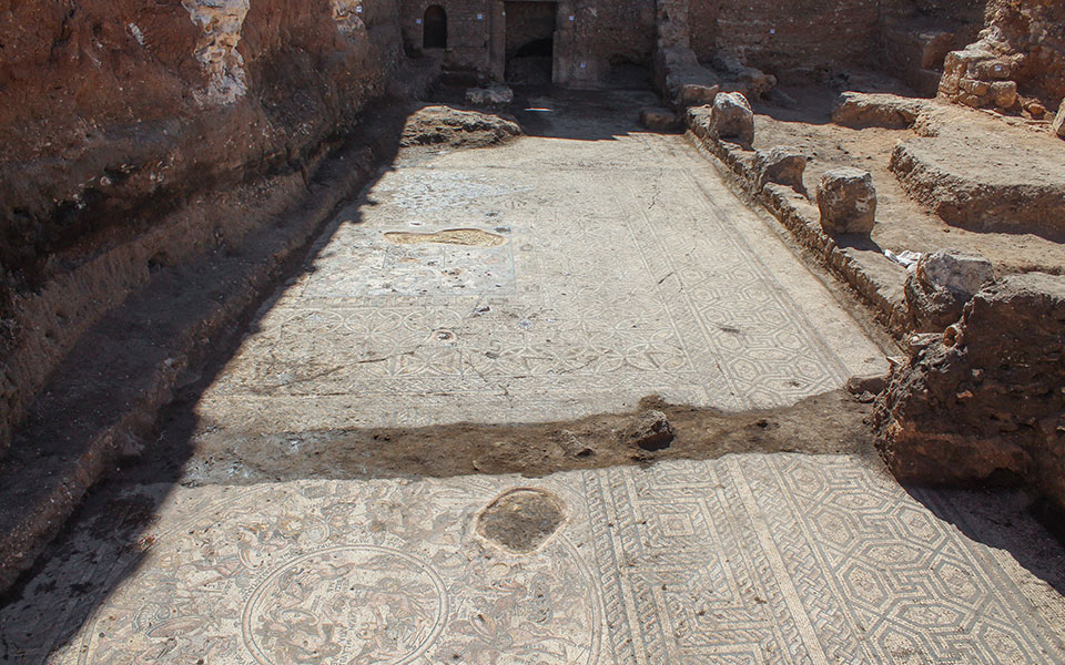 Συρία: Βρέθηκε σπάνιο ψηφιδωτό ρωμαϊκής εποχής με ονόματα Ελλήνων βασιλέων (εικόνες)-2