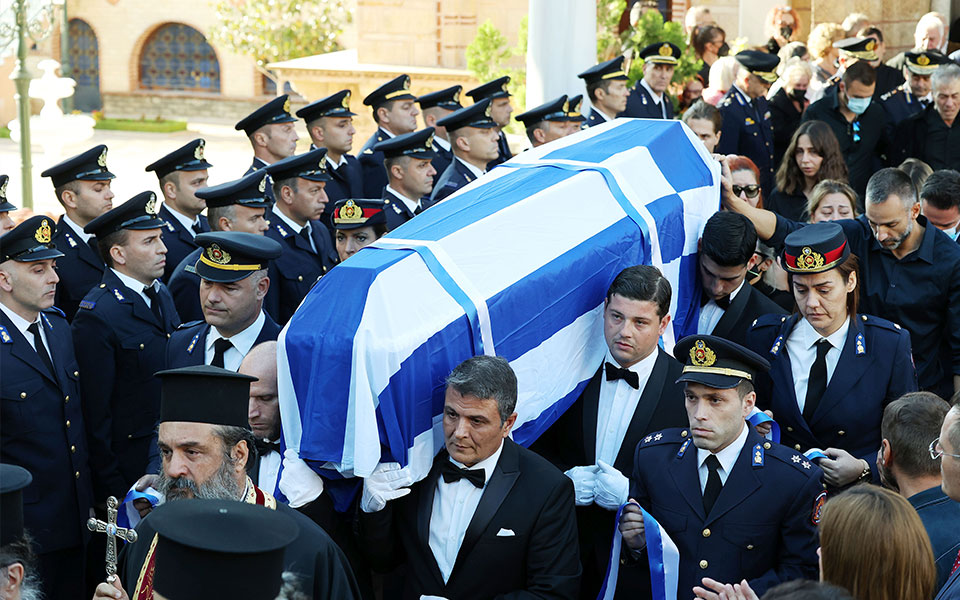 αλέξανδρος-νικολαΐδης-πλήθος-κόσμου-562094623