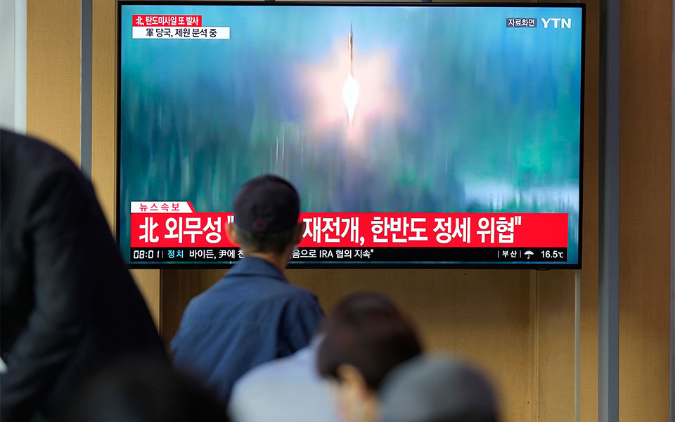 νότια-κορέα-ιαπωνία-η-πιονγκγιάνγκ-εκ-562083925