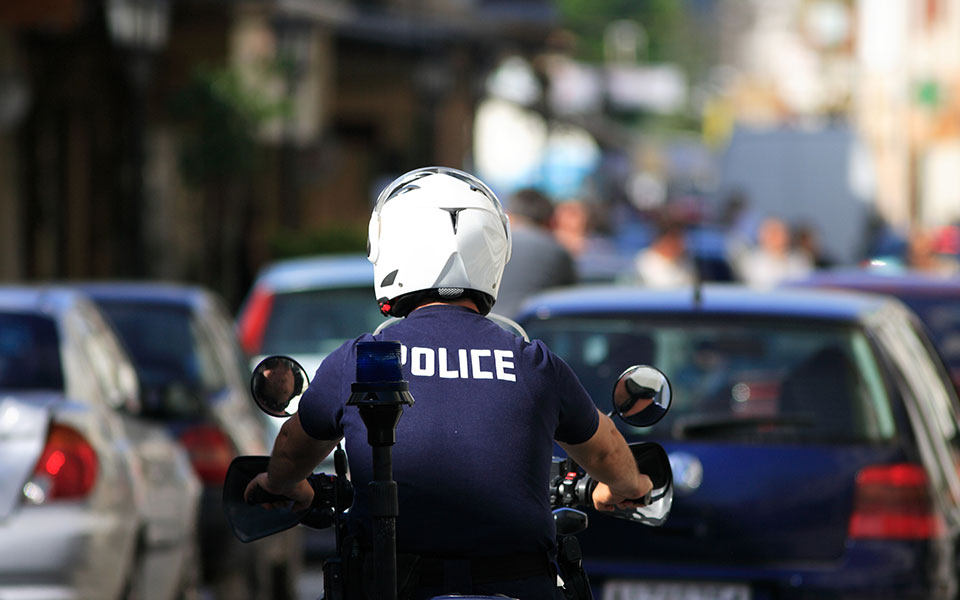 αλβανία-ανθρωποκυνηγητό-για-τον-εντο-562115374