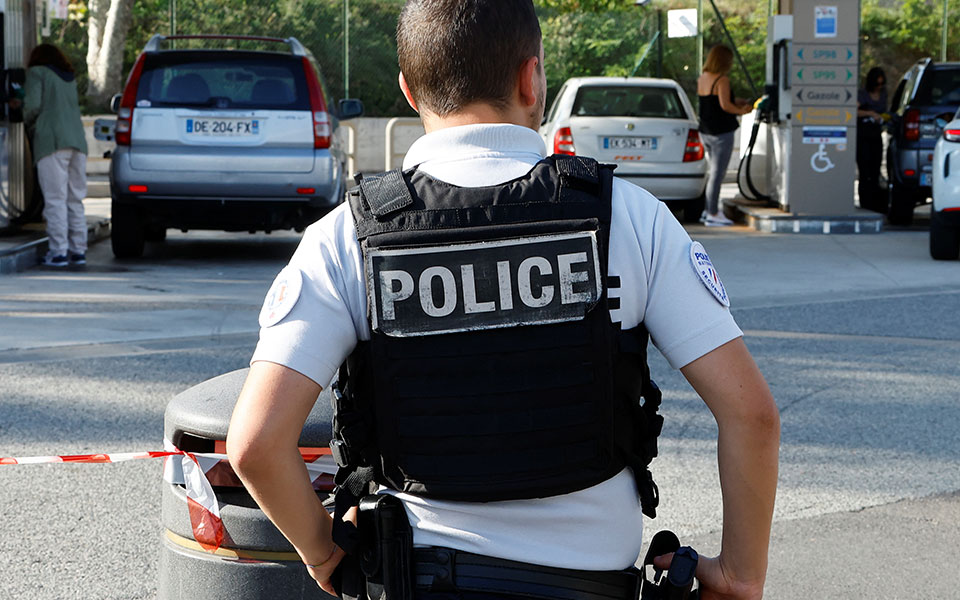 παρίσι-έρευνα-για-τον-θάνατο-του-12χρον-562097533