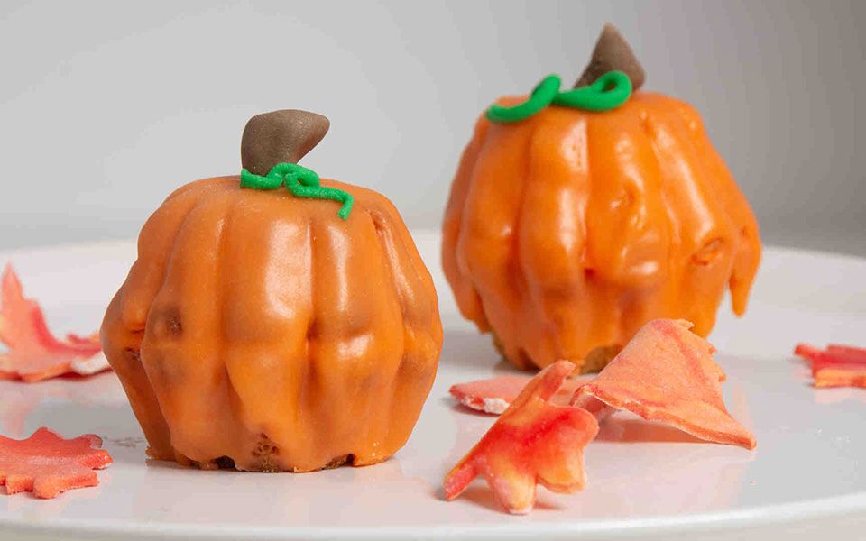 πώς-να-μεταμορφώσετε-τα-cupcakes-σε-μικρές-κο-562113574