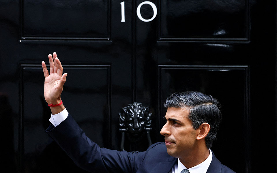 επικοινωνία-μπάιντεν-σούνακ-υπογρά-562109578