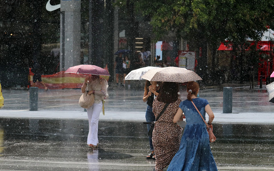 αλλάζει-ο-καιρός-την-κυριακή-με-πτώση-τ-562072783