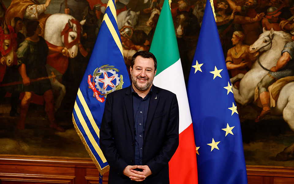 σαλβίνι-θα-επιβάλουμε-τον-σεβασμό-των-562107118