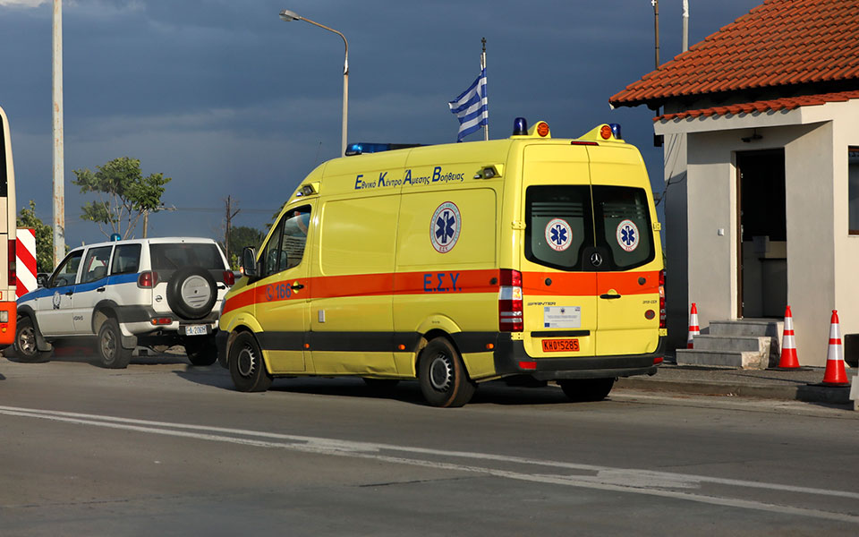 καραμπόλα-οχημάτων-στην-πατρών-πύργο-562116004