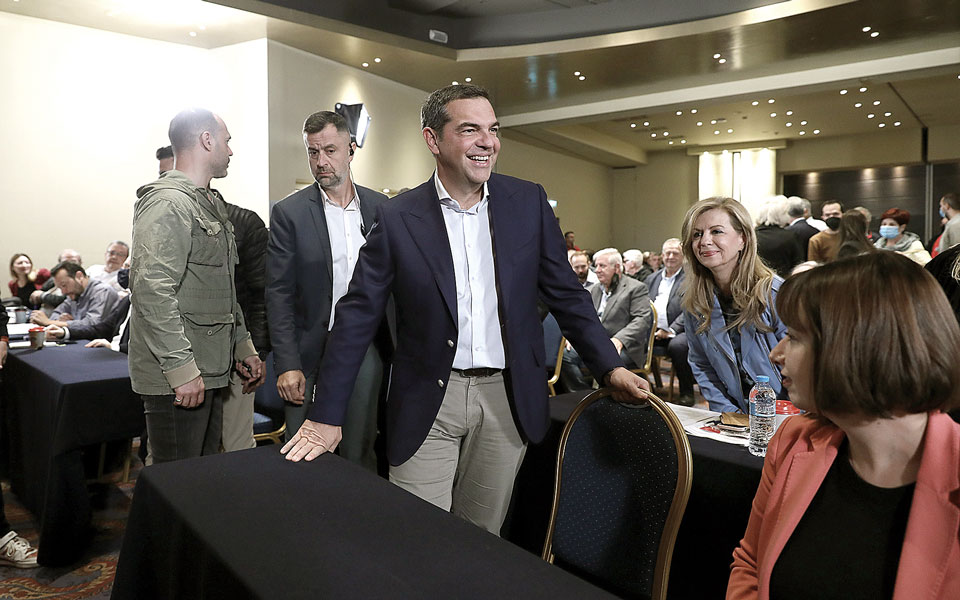 γιατί-ο-τσίπρας-ανοίχτηκε-στα-δώδεκ-562114132