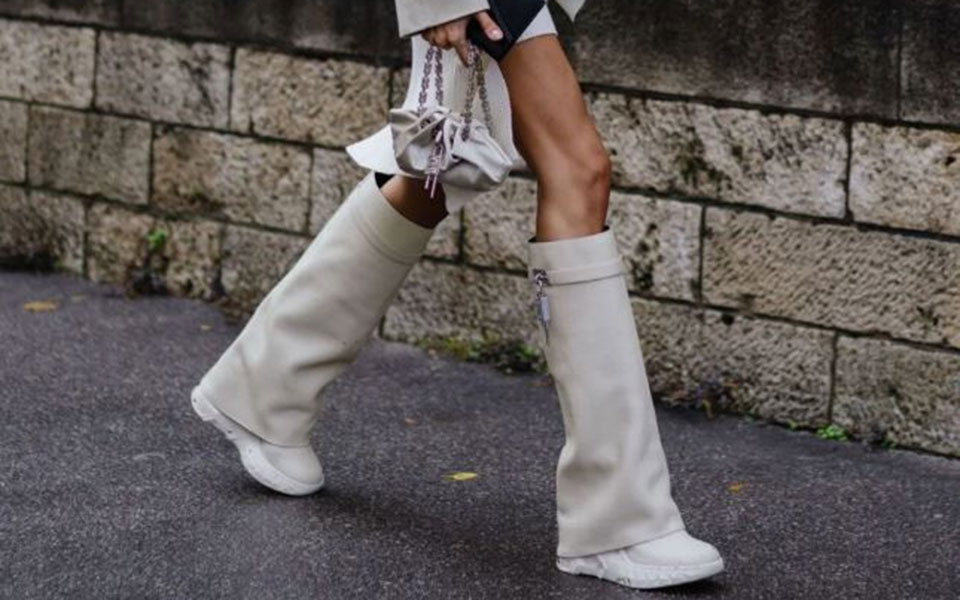 biker-boots-to-νέο-στιλ-που-είναι-super-τάση-τώρα-562107094