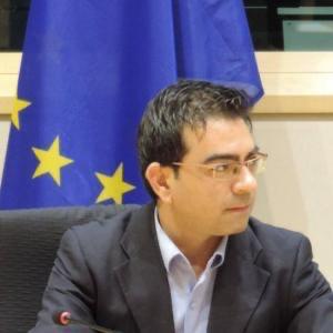 «Είναι τόσο κλειστό το σύστημα που δεν φαίνονται οι αρρυθμίες» – Πώς μπορεί να γίνει η αποϊδρυματοποίηση-3