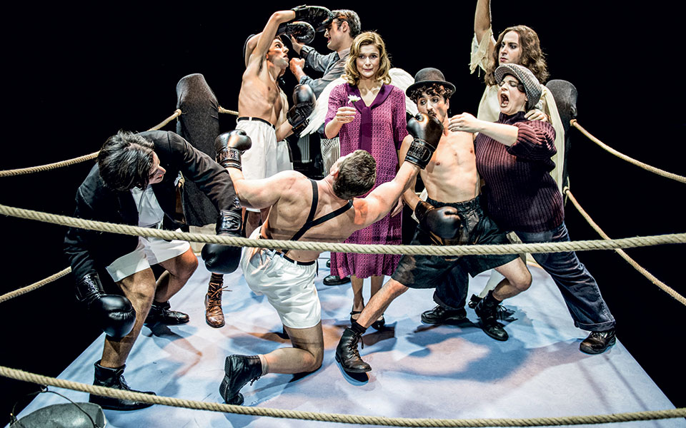 Τα «Φώτα της πόλης» πέφτουν στο Rex-3