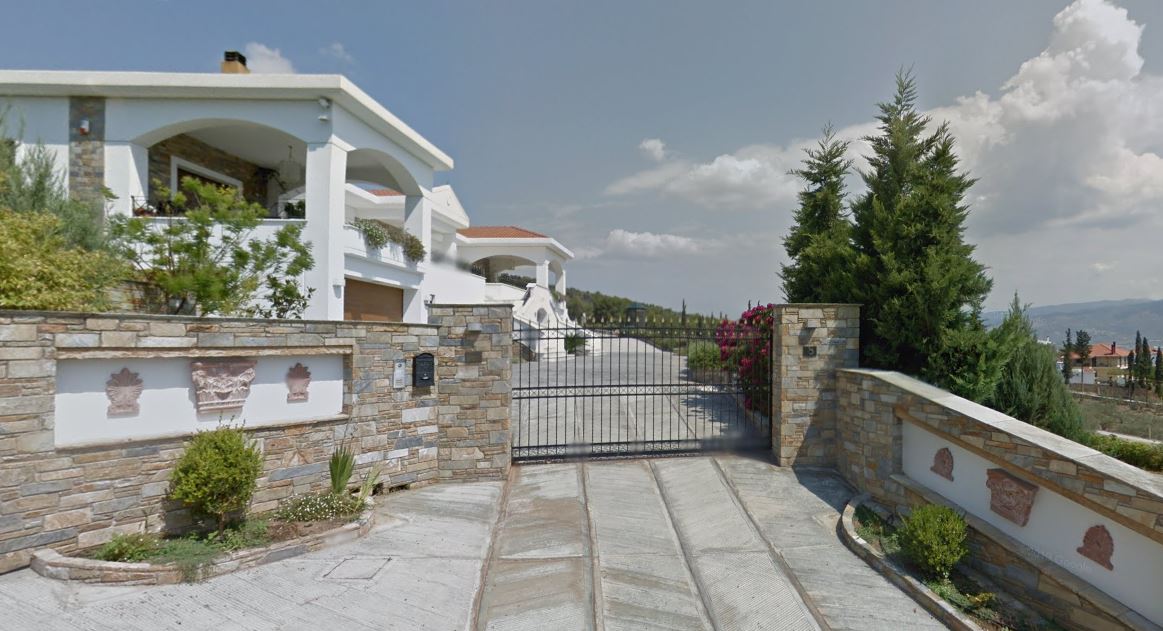 «Κιβωτός του Κόσμου»: Το «παζλ» των δωρεών και των δομών-10