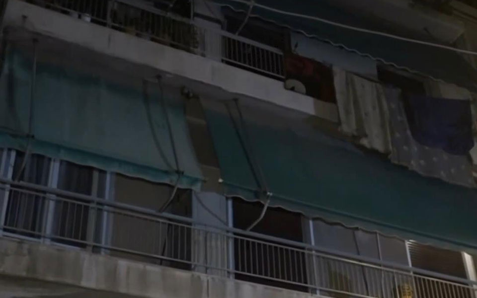 φωτιά-στον-κολωνό-διασωληνωμένος-ο-5χρ-562158481