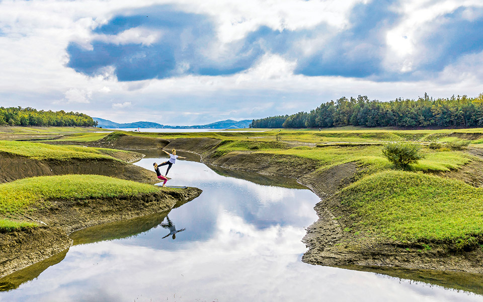 λίμνη-πλαστήρα-η-πιο-ζεν-απόδραση-το-562155307