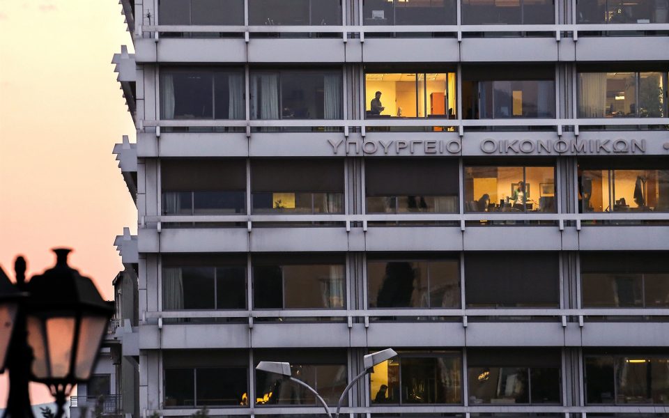 προϋπολογισμός-με-επιστροφή-των-πρωτ-562146466