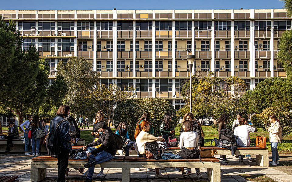 η-πανεπιστημιακή-κοινότητα-αφυπνίζε-562153018