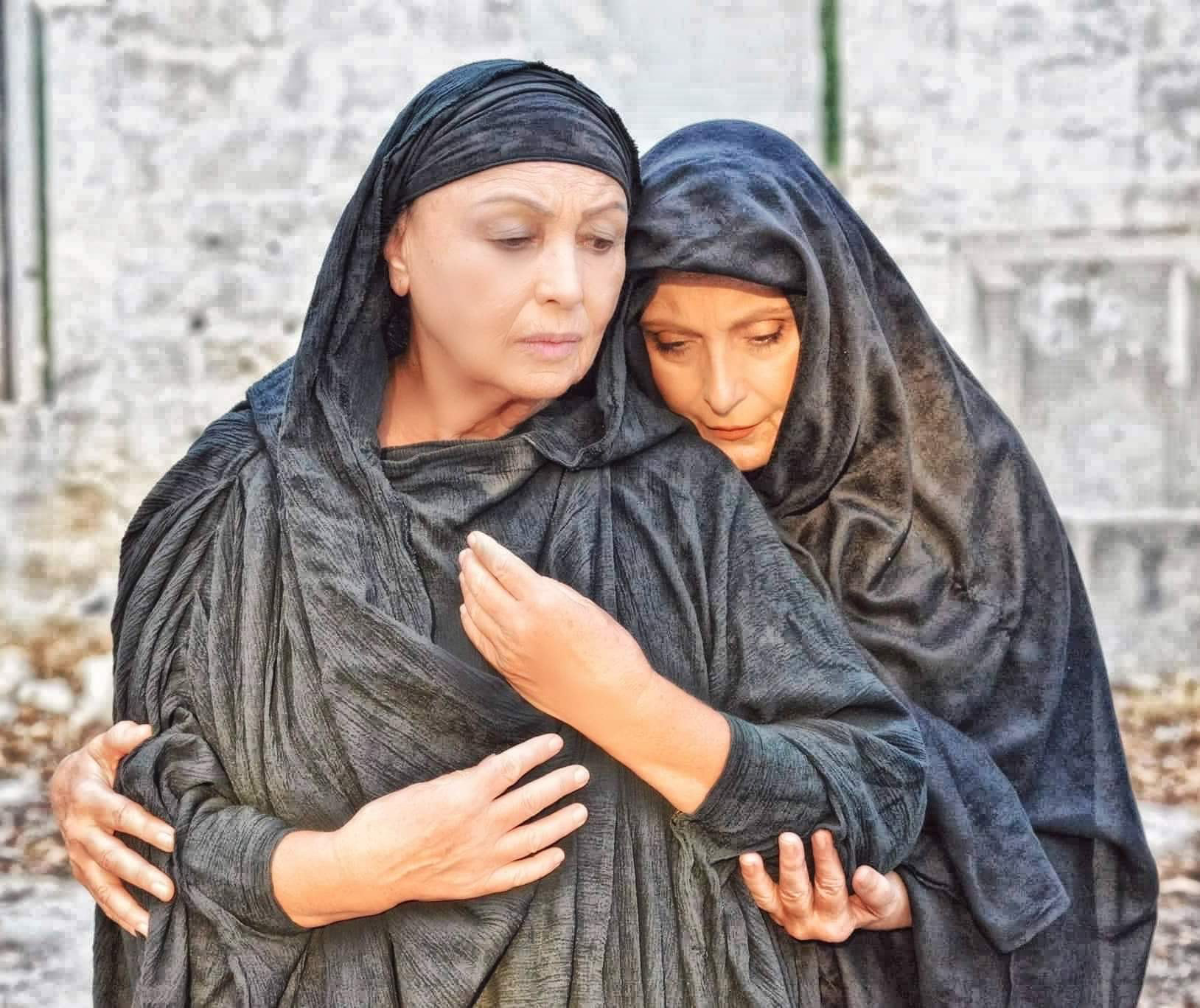 «Το Δάκρυ της Παναγίας… Ένας Ύμνος για την Σμύρνη» του Θανάση Σταυρόπουλου στο Θέατρο Αλκμήνη-2