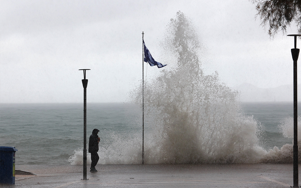 κακοκαιρία-eva-μήνυμα-του-112-σε-δωδεκάνη-562126096