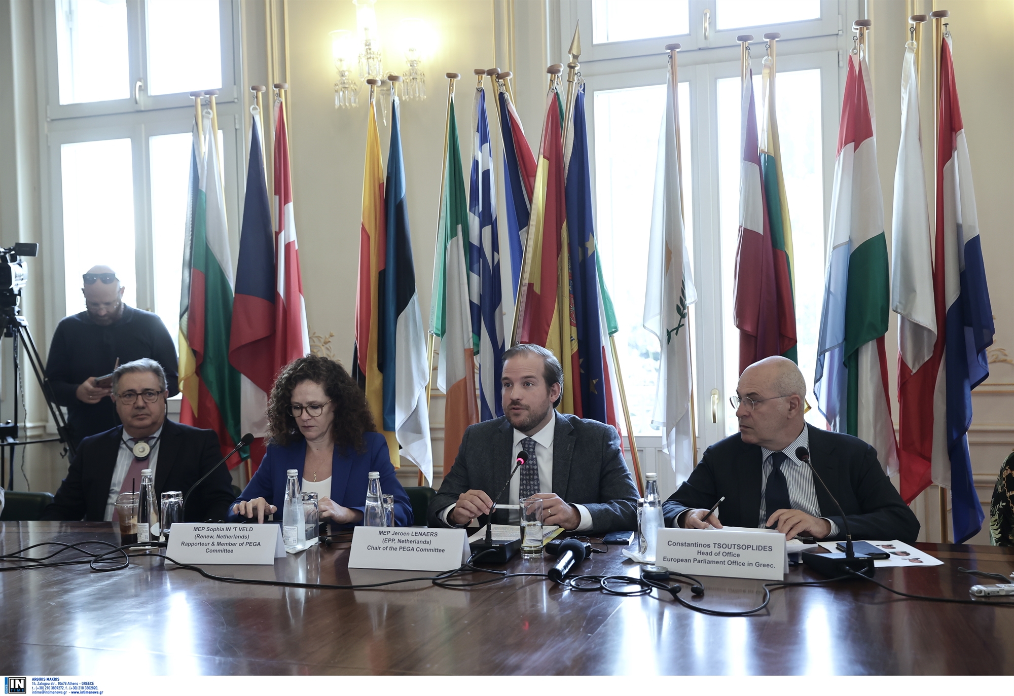 pega-για-παρακολουθήσεις-υπάρχουν-ερωτ-562123828