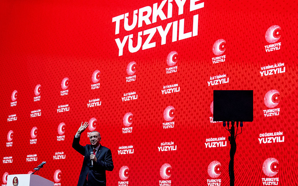 turkey-ή-turkiye-ο-ερντογάν-επιμένει-η-δύση-αμφιτα-562158742