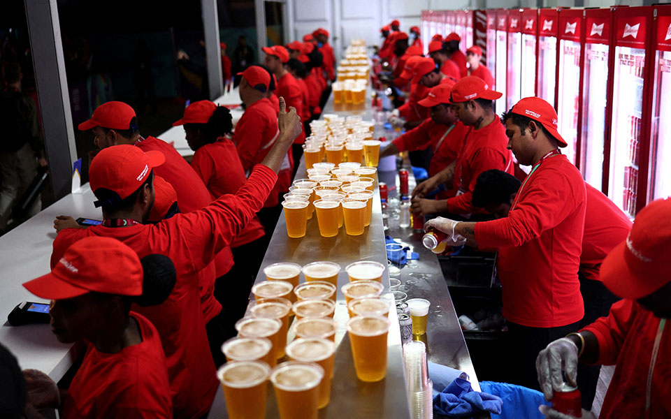 μουντιάλ-2022-βρέθηκε-λύση-για-τις-μπίρες-562147417