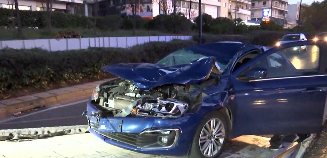 Τροχαίο δυστύχημα στη Μεσογείων: Νεκρός πεζός που παρασύρθηκε από δύο αυτοκίνητα-1