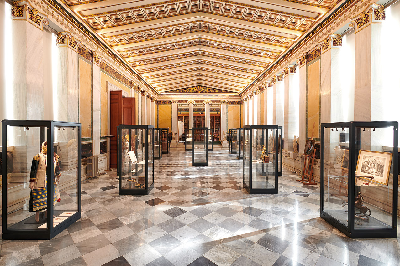 Muevo: Λίγη ελληνική λάμψη στο Λούβρο-6