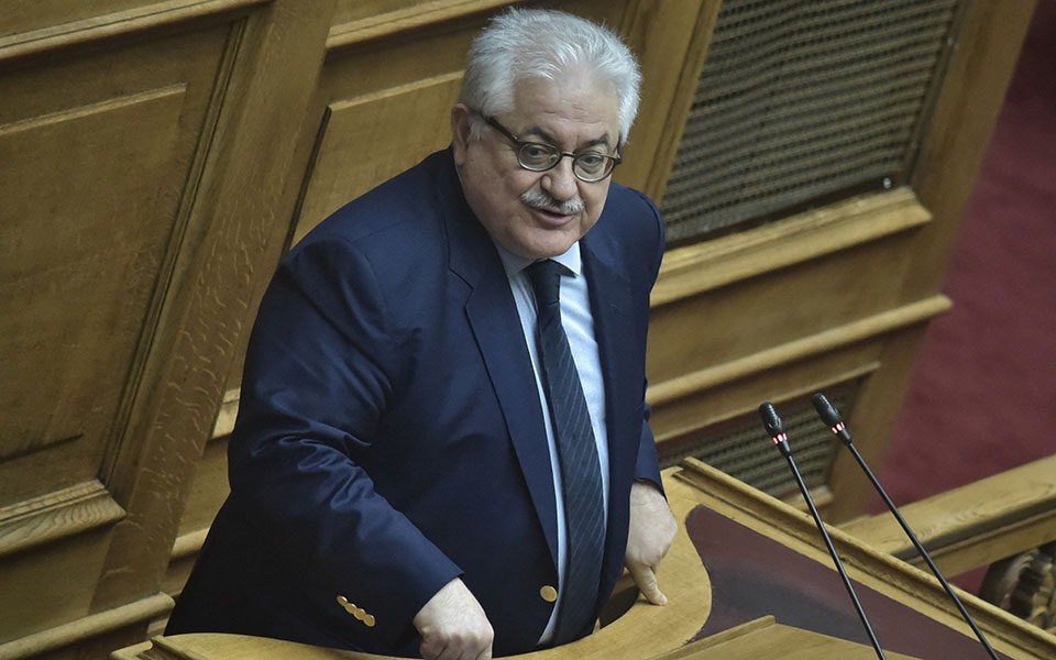 θεωρείο-το-παρασκήνιο-με-τζαβάρα-562160905