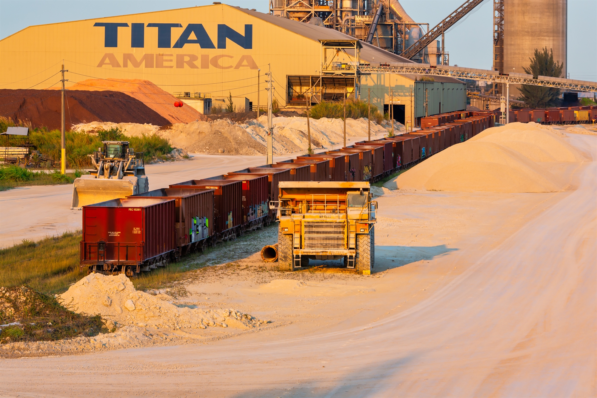 τιτάν-κέρδη-891-εκατ-στο-9μηνο-ανοδικά-η-ζ-562131970