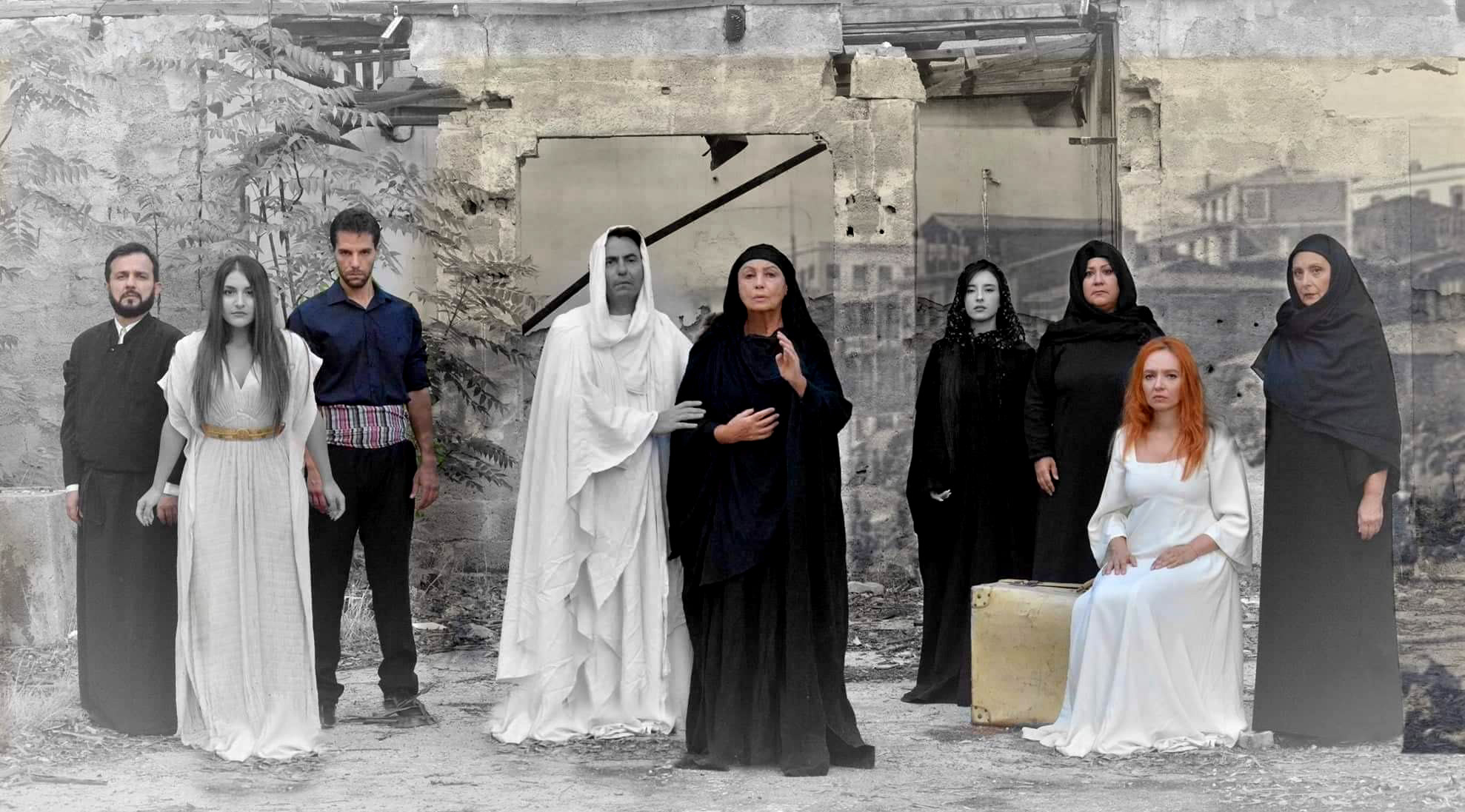 «Το Δάκρυ της Παναγίας… Ένας Ύμνος για την Σμύρνη» του Θανάση Σταυρόπουλου στο Θέατρο Αλκμήνη-3