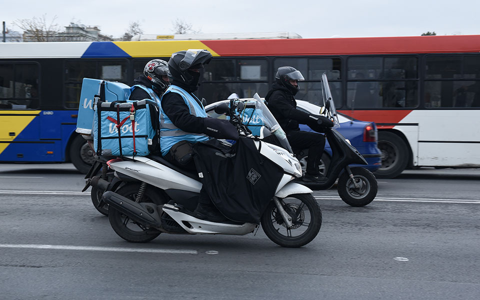 γεωργιάδης-και-η-wolt-market-στο-καλάθι-του-νοι-562136674