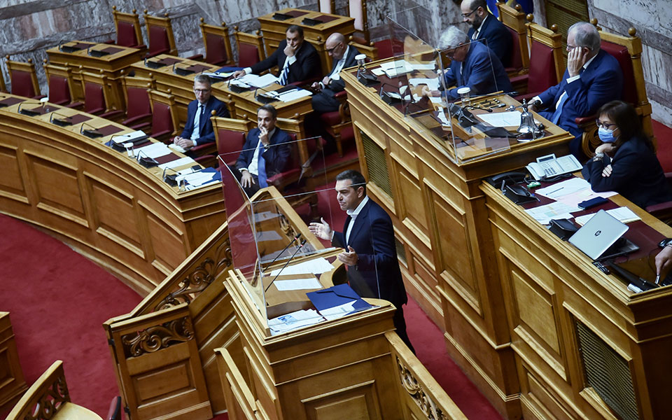 υπόθεση-παρακολουθήσεων-νέα-επίκαιρ-562136776