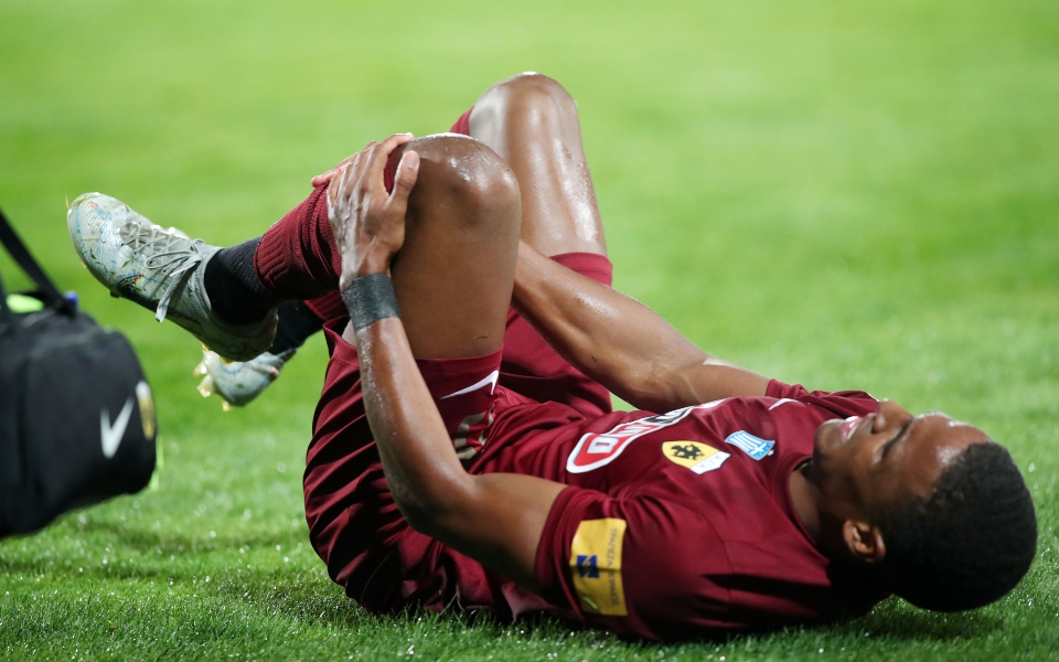 αεκ-χάνει-τον-ελίασον-για-3-4-μήνες-562126525