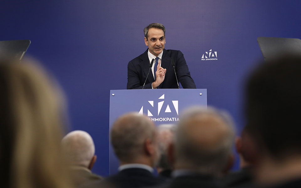 μητσοτάκης-κάποια-κέντρα-θέλουν-πιεζ-562136752