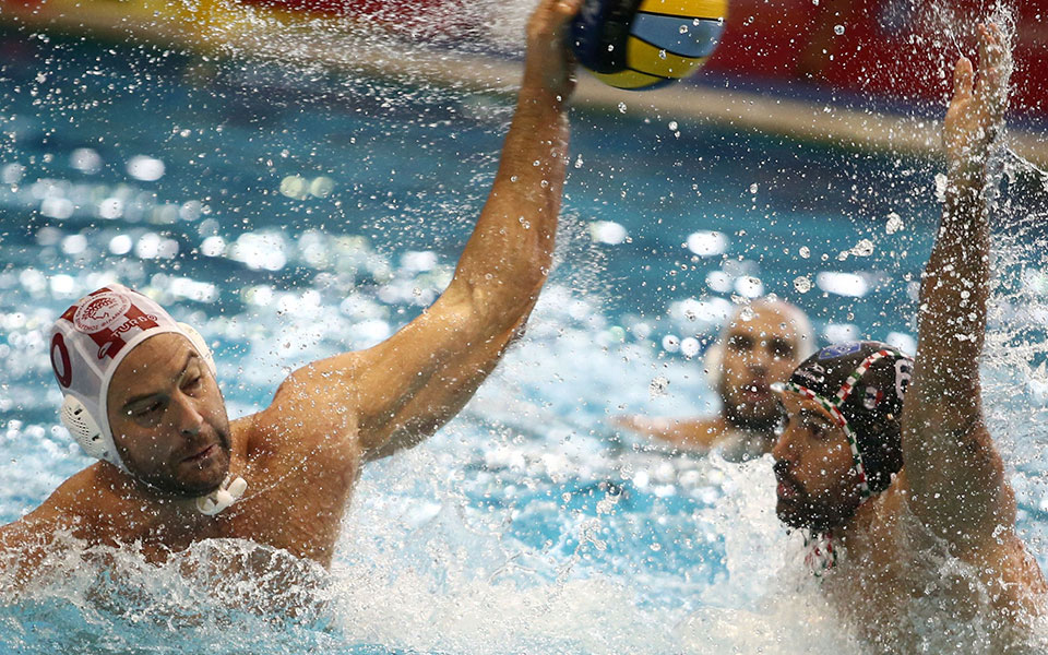 πόλο-επίδειξη-δύναμης-από-τον-ολυμπια-562139653