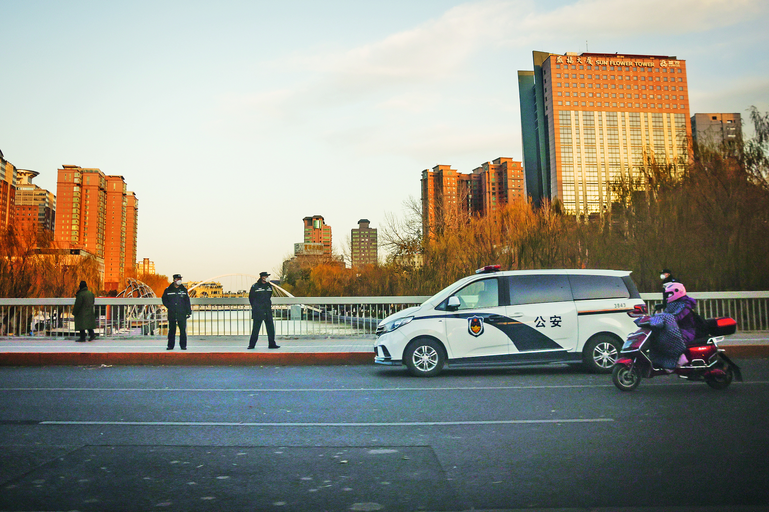 κίνα-οι-διαδηλωτές-καλούνται-διά-υπόθ-562161679