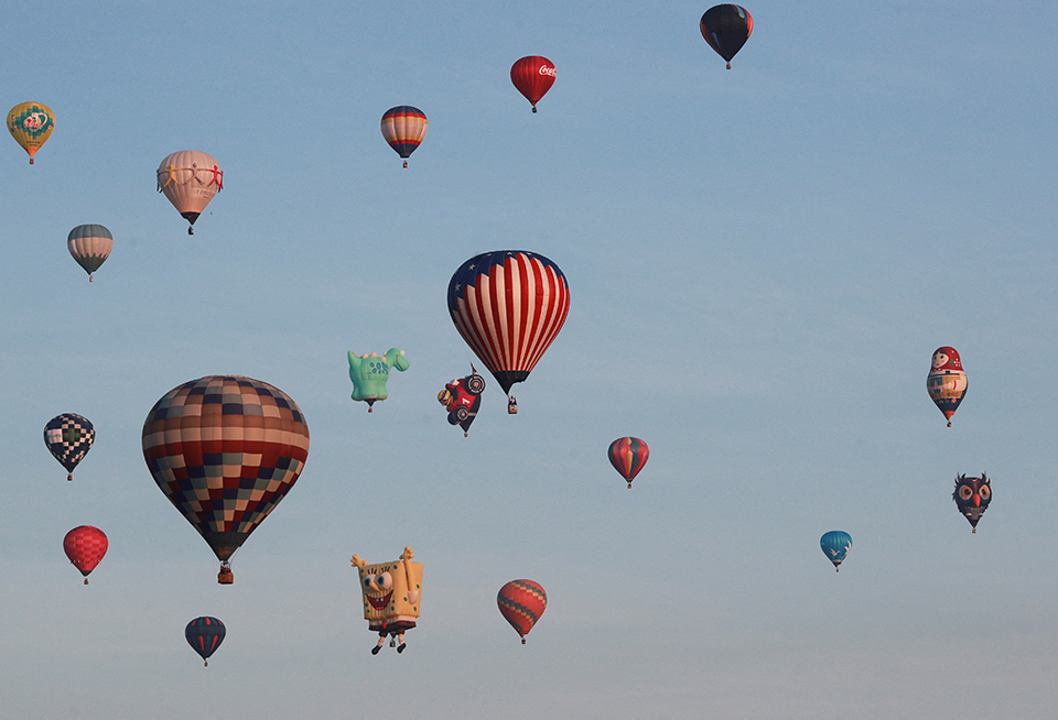 Πολύχρωμα σύννεφα