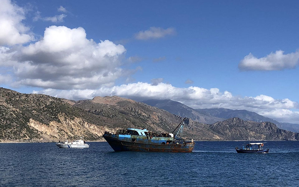 κρήτη-καρέ-καρέ-η-επιχείρηση-διάσωσης-562152907