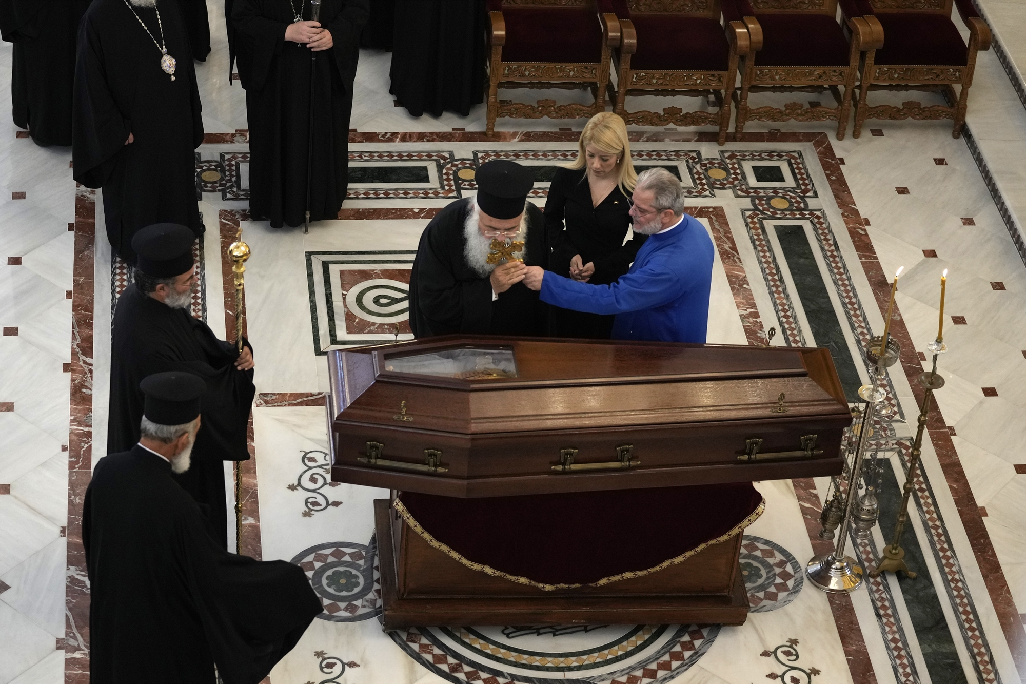 το-παιχνίδι-του-κυπριακού-θρόνου-562134007