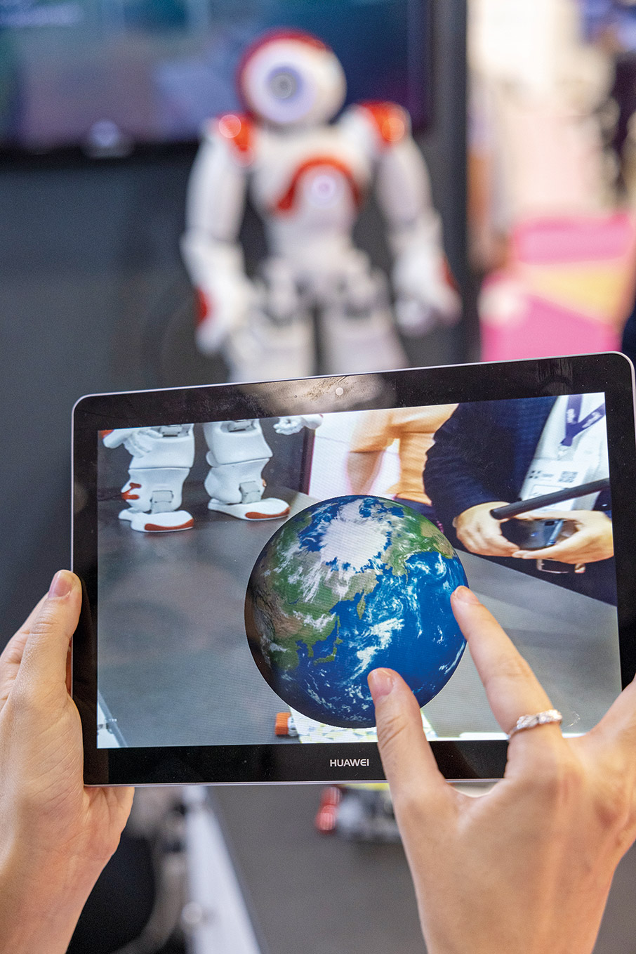 Έκθεση Beyond: Ένας νέος ψηφιακός κόσμος που απλώνεται σε 25.000 τ.μ.-2