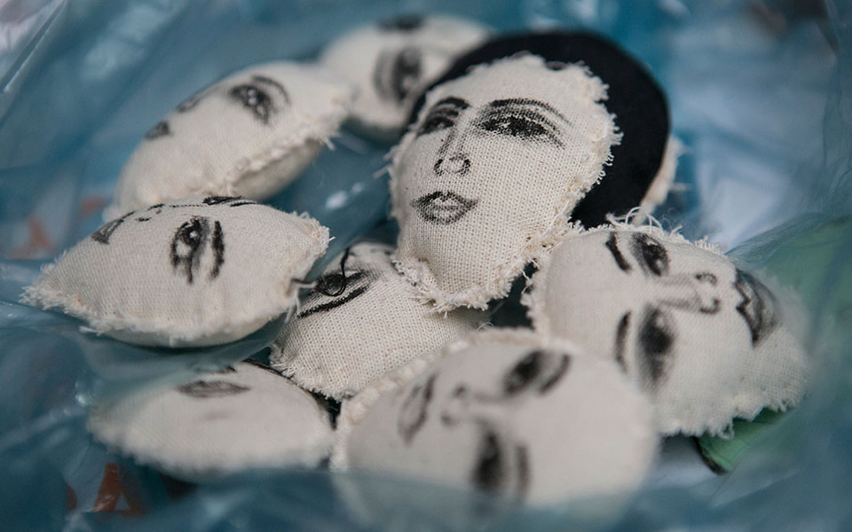 όταν-οι-φύλακες-άγγελοι-των-κακοποιημ-562154470