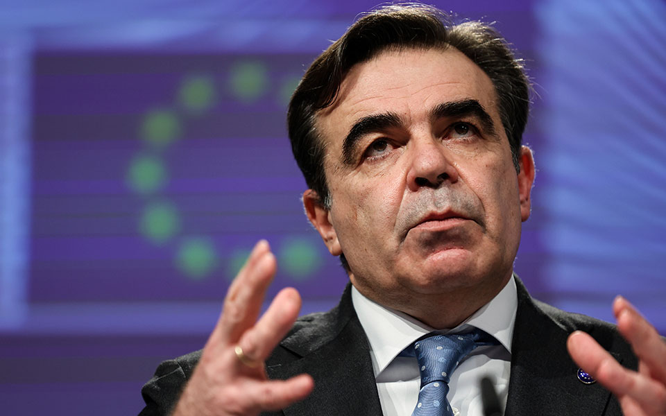 σχοινάς-η-χωρίς-όρους-εμπορία-και-χρήσ-562126999