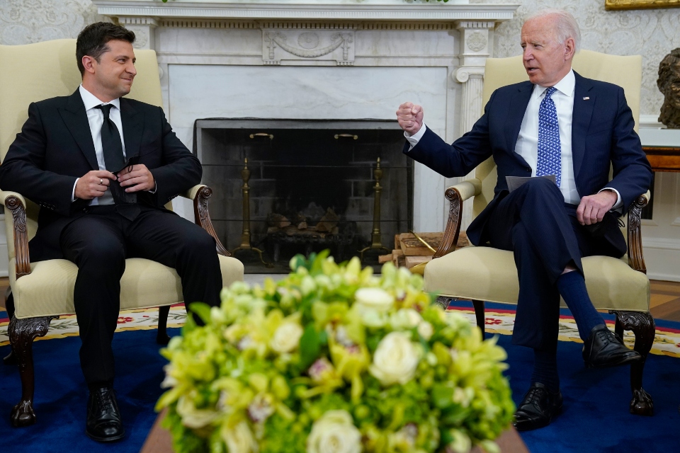 washington-post-oι-ηπα-καλούν-τον-ζελένσκι-να-δείξει-562126006