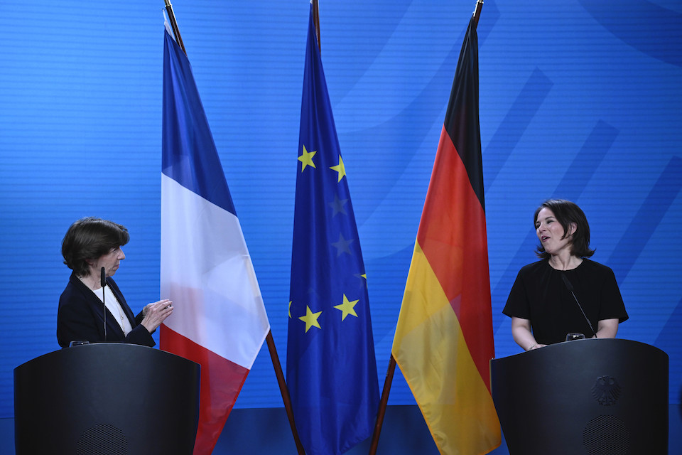 παρίσι-βερολίνο-αναθερμαίνουν-σχέσ-562147459