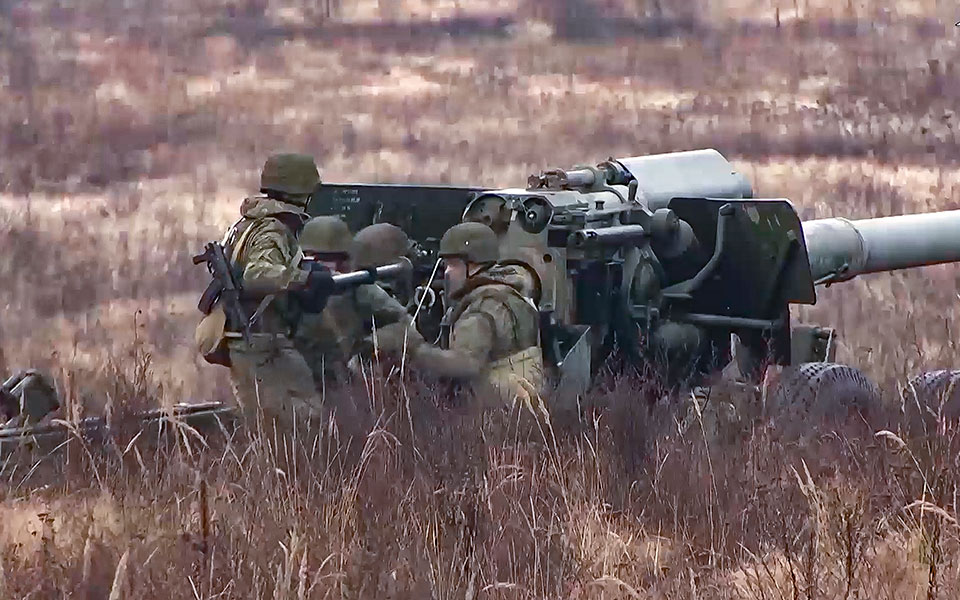 πόλεμος-στην-ουκρανία-οχυρωματικά-έρ-562143691