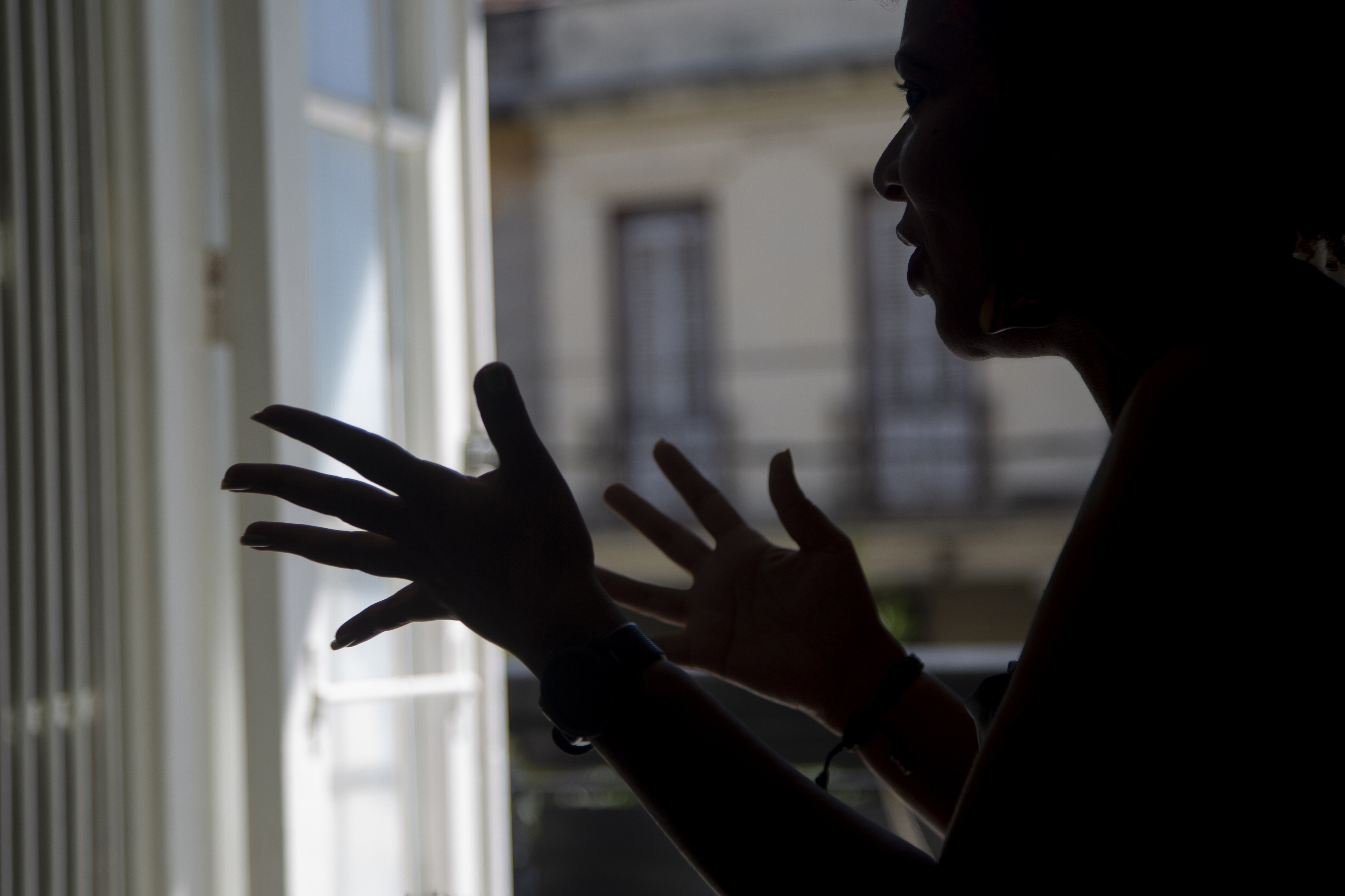 Όταν οι φύλακες-άγγελοι των κακοποιημένων γυναικών «λυγίζουν»-2