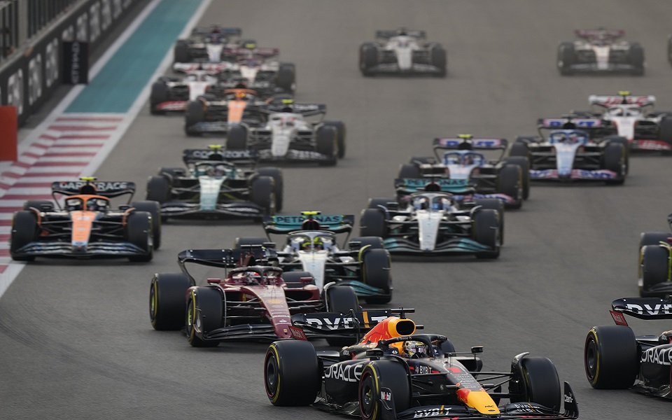 formula-1-νικητής-στο-άμπου-ντάμπι-ο-φερστάπε-562146817