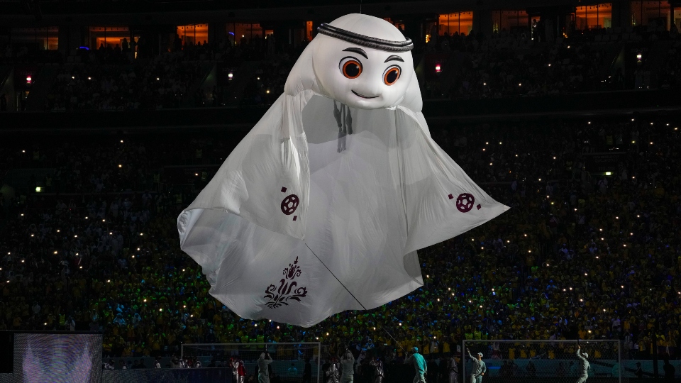 Ο Μόργκαν Φρίμαν αφηγείται το φετινό Μουντιάλ αλλά ο πλανήτης δεν τον ακούει-1